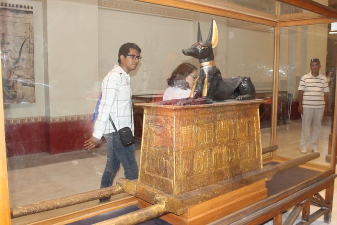 Pyramids and Museum on Private tour, No Hidden Cost. - Shopping, extras, and the role of Aya