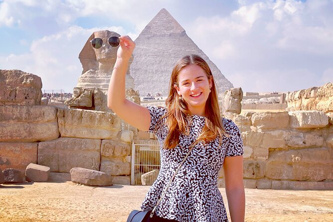 Pyramids of Giza half-day tour - Why the photo service matters at Giza