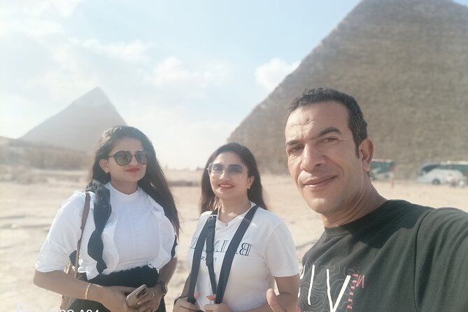 Pyramids of Giza private day tour Sakkara Memphis - The guide makes the difference