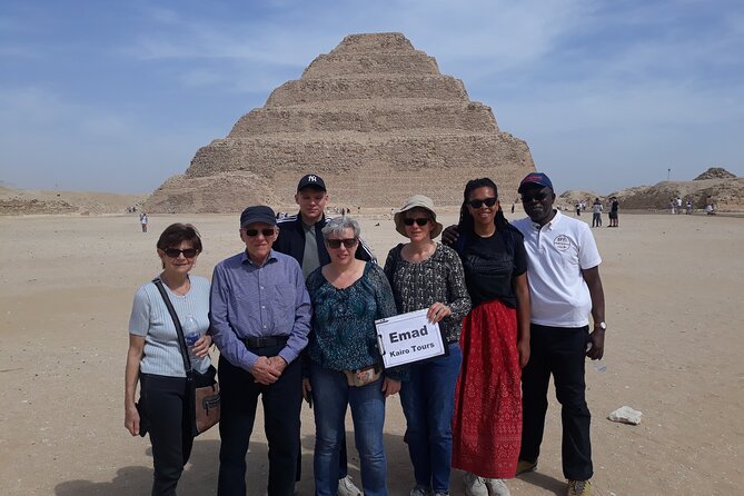 Pyramids of Giza, the Egyptian Museum, Khan Elkhalily Bazaar - Lunch and the road across Cairo