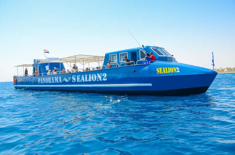 Safaga/Makadi Bay: Panorama Submarine with Snorkeling Tour - The boat ride and the lower viewing room