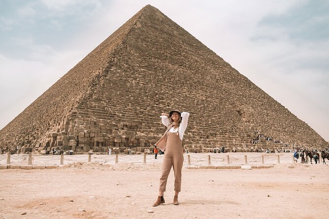 Shared Full Day Tour to Giza Pyramids from Giza - The camel ride and desert views