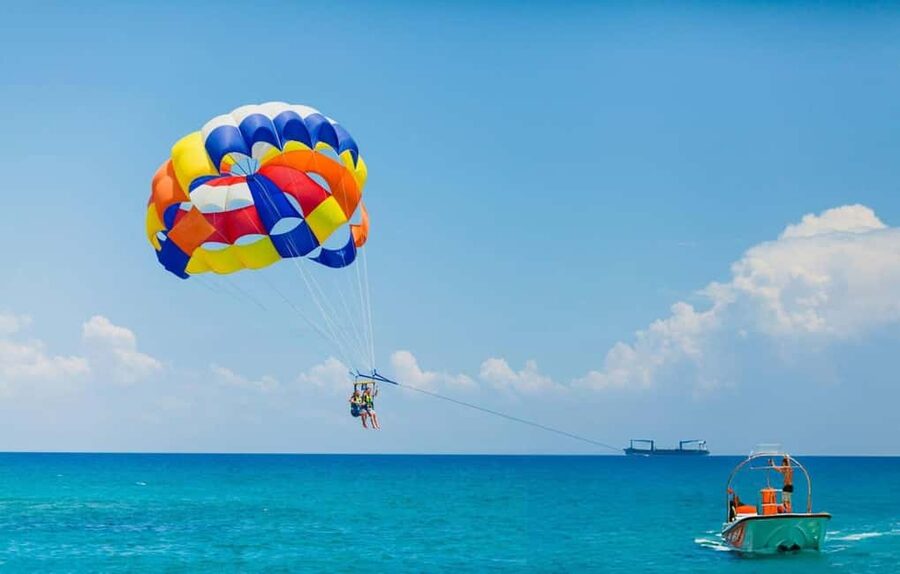 Sharm El Sheikh: ATV Dunes & Waves Adventure with Lunch - Parasailing above the Red Sea