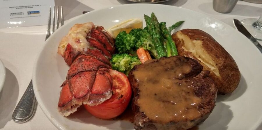Sharm El Sheikh: Dinner Cruise W/ Optional Private Transfer - FAQ