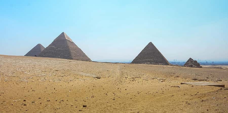 Sharm El Sheikh: Great Pyramids, Sphinx, Museum Tour by Bus - Who should book this Cairo trip?