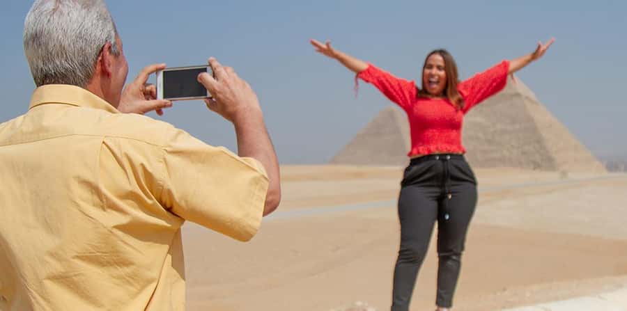 Sharm El Sheikh: Great Pyramids, Sphinx, Museum Tour by Bus - Khan al-Khalili and the shopping stops