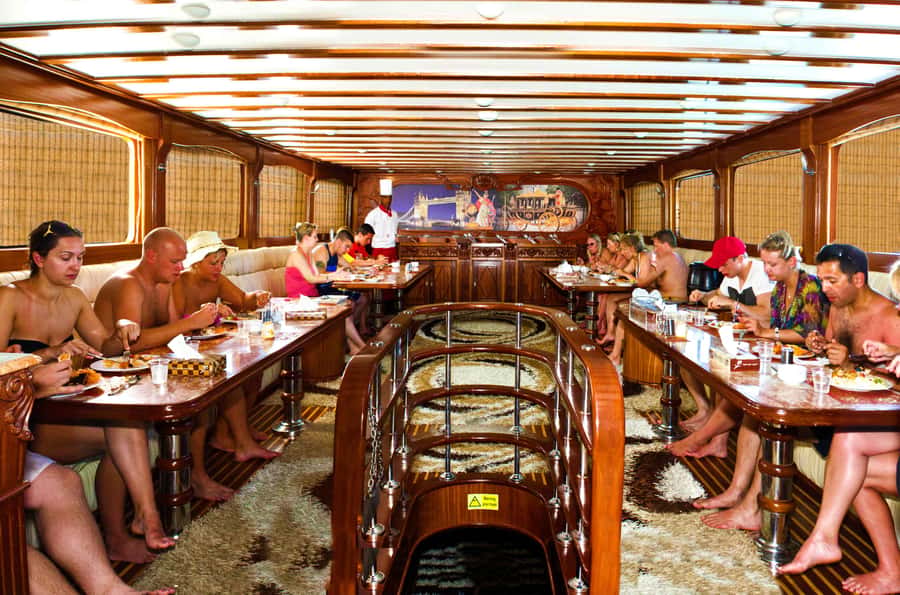 Sharm El-Sheikh: Luxury Ras Mohammed & White Island Cruise - Timing, transfers, and small practical traps