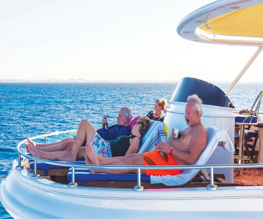 Sharm el-Sheikh: Ras Mohammed Elite VIP Cruise and BBQ Lunch - Lunch with shrimp, fish, chicken, and kofta
