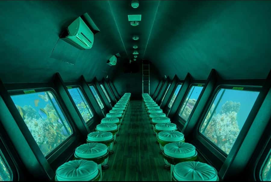 Sharm El-Sheikh: Royal Seascope Submarine Cruise with Pickup - The guide and language question