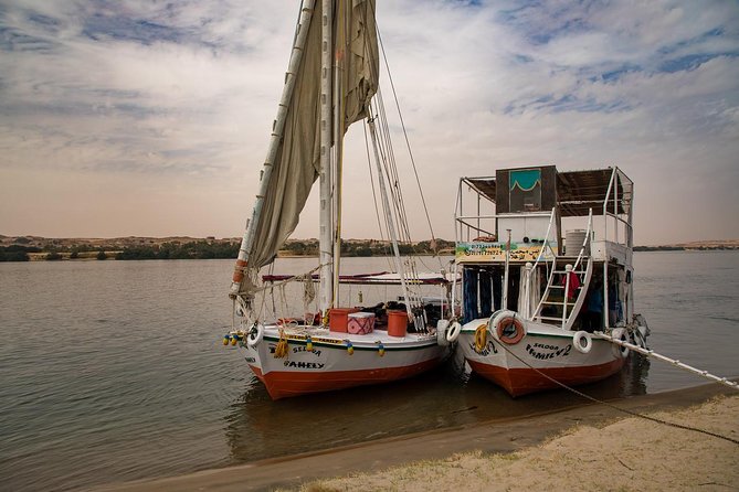 Short Felucca Trip On The Nile In Cairo - Why 4 pm and sunset timing matter