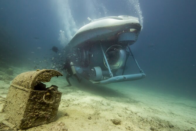 Sindbad Submarines - Hurghada (Egypt) - 2 Hours - What the 44-seat submarine feels like