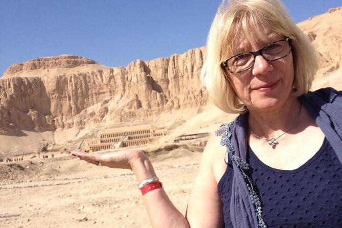 Small Group Excursion to Luxor Valley of the Kings from Hurghada - Entering the Valley of the Kings