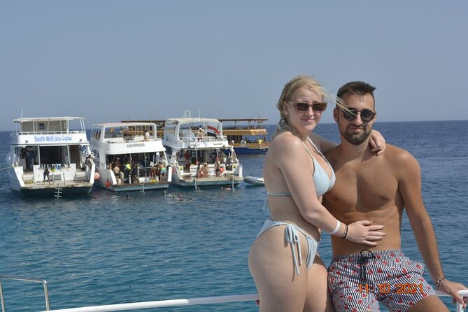 Snorkeling Boat Trip with Dugongs and Turtles in Marsa Alam - What the reef stop may be like