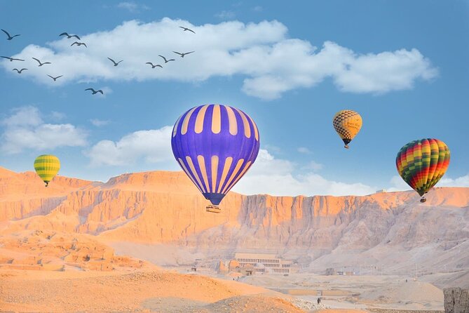 Sunrise Hot Air Balloon Over the Historical sites in Luxor - Who will enjoy this best