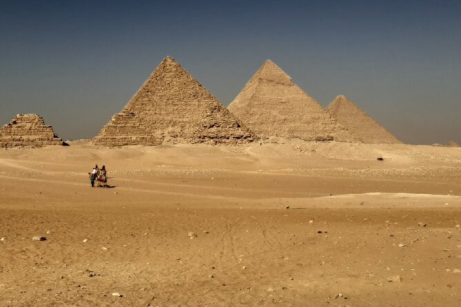 Top Private All Inc-Pyramids,Camel,Quad Bike,Inside Pyramid&Lunch - Lunch with pyramids in sight