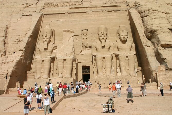Tour to Abu Simbel Temple with a small group and a Professional tour guide - Why Abu Simbel is worth the early start