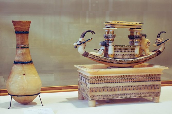 Tour to Giza Pyramids and The Egyptian Museum - Egyptian Museum: smaller objects, bigger stories