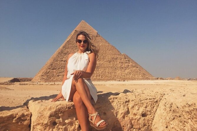 Tour to great pyramids of Giza, Sphinx & shopping tour with lunch - Papyrus Art and the Second Retail Stop