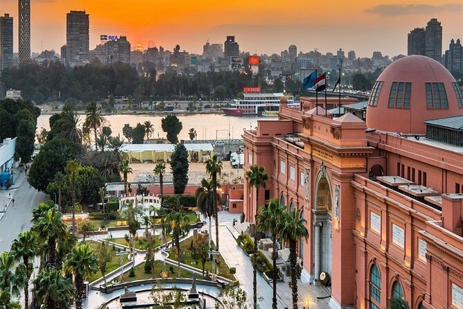 Tour to the Giza Pyramids,Sphinx,Egyptian Museum , Khan elKhalili - One day, four sides of Cairo