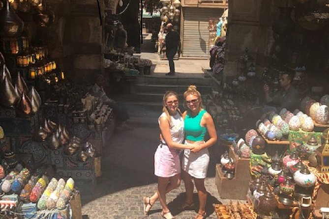 Vip Day Tour to Giza Pyramids, Sphinx, Gem Museum, and Lunch - Lunch, water, and the value of $15